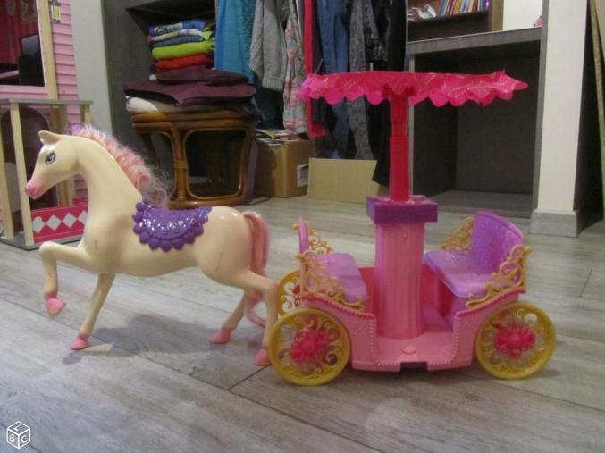 carrosse cheval barbie